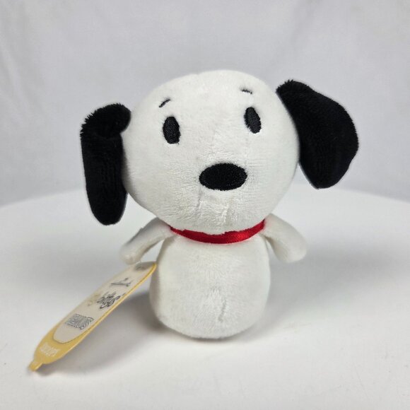 Hallmark Itty Bittys Snoopy 4.5" Bean Bag Plush Retired - Picture 1 of 4